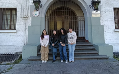 Orgullo escolar: Estudiantes participan en Olimpiadas UMCE de Química